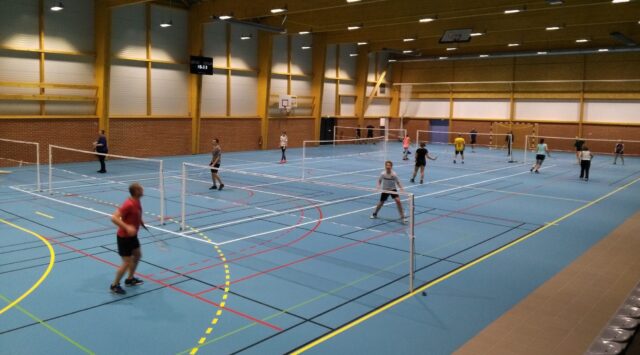 https://levolantairois.org/wp-content/uploads/2023/07/Utilitaire-Salle-Wardrecques-interieur-640x355.jpeg